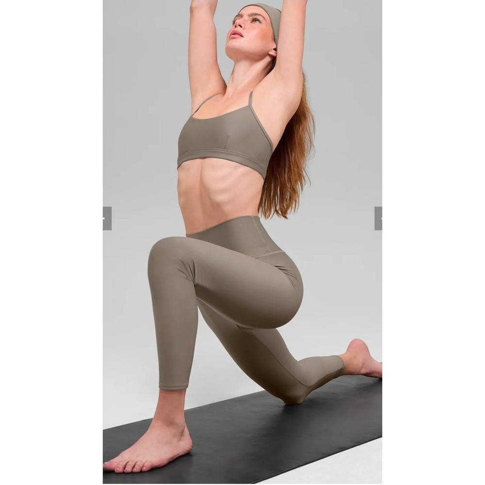 Alo Yoga Airlift High Waist Olive Tree Atheleisure Activewear Streetwear Gym P